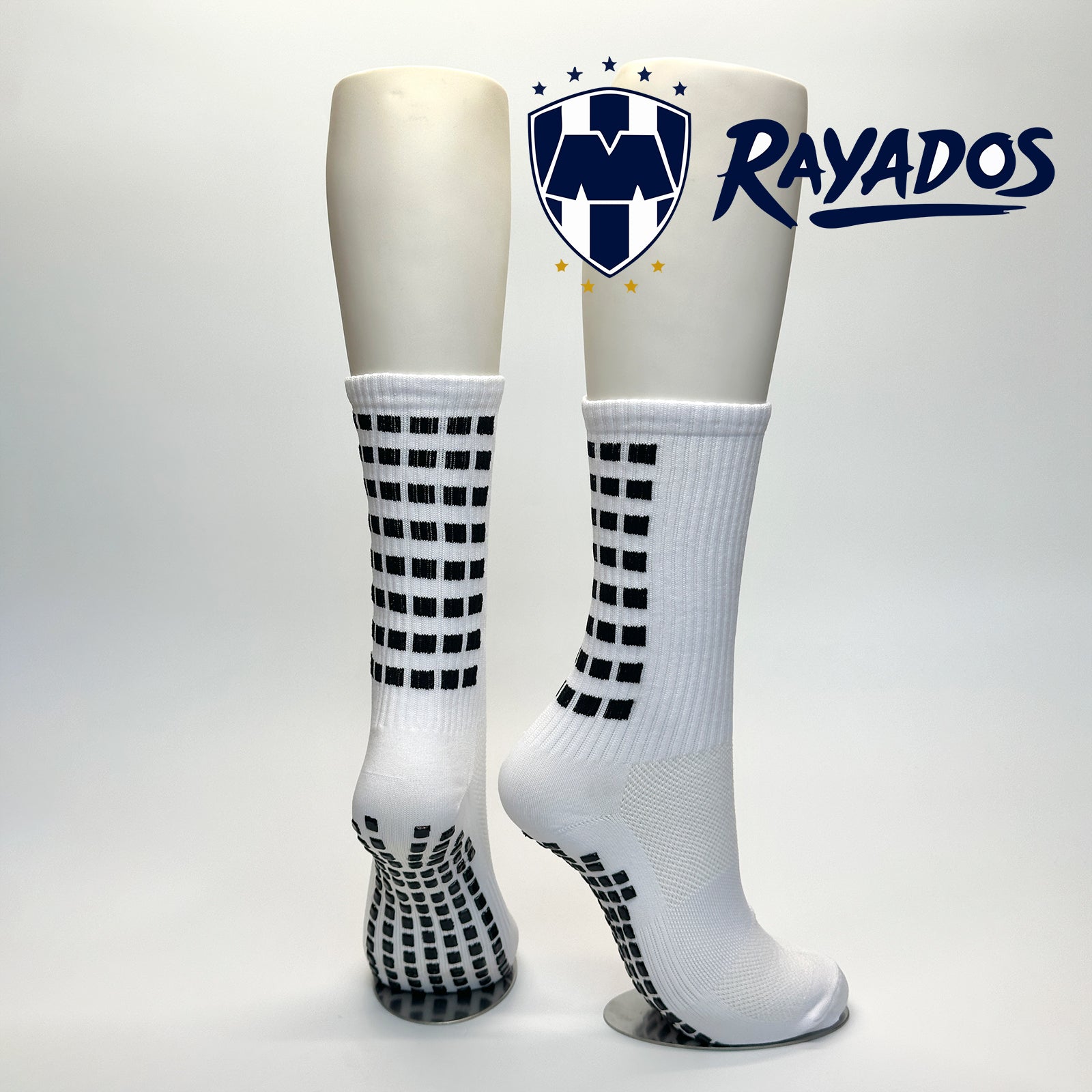 Calcetas personalizadas de deportivas color blancas con antideslizante para jugadores de rayados.